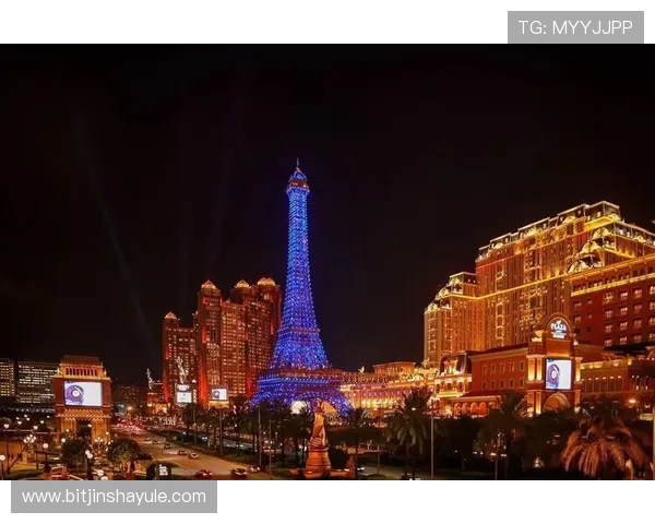 澳门巴黎人花园：体验奢华绿意与休闲娱乐完美融合的理想之地