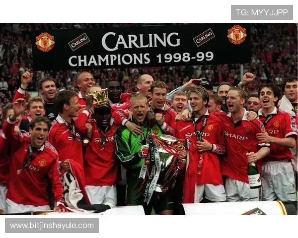 访问现金足球网下载官网，享受正版足球游戏带来的真实比赛体验与丰富内容